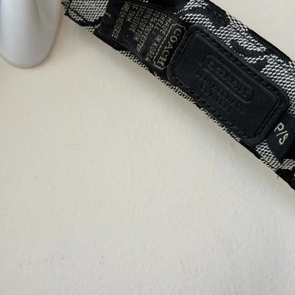 Stylish Black and Gray Women's Visor - Picture 3 of 3